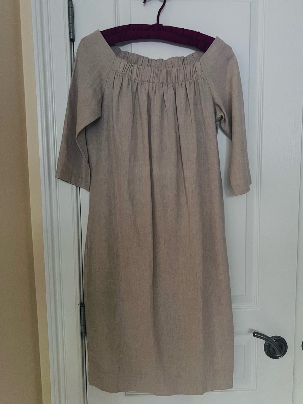 Elegant Linen midi dress w 3/4 sleeves